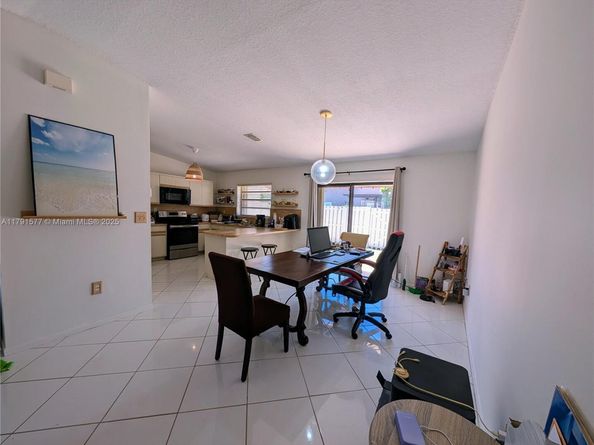 11212 SW 58th Cir, Cooper City FL 33330