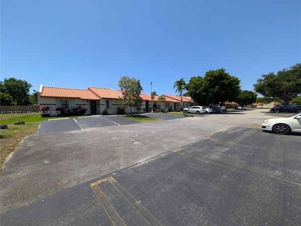 11212 SW 58th Cir, Cooper City FL 33330
