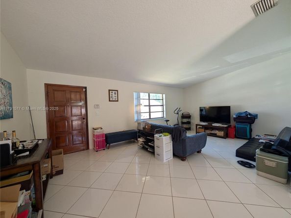 11212 SW 58th Cir, Cooper City FL 33330
