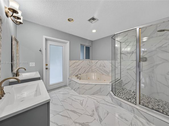 2801 Coral Shores Dr, Fort Lauderdale FL 33306