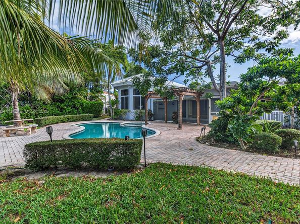 2801 Coral Shores Dr, Fort Lauderdale FL 33306