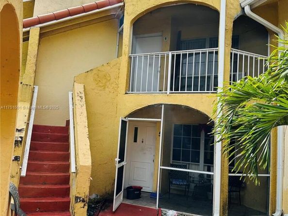 15675 SW 74th Cir Dr 6, Miami FL 33193