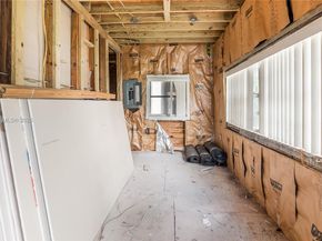 2100 SW 25th St, Miami FL 33133