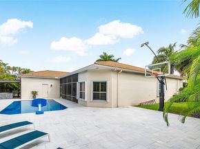 5646 NW 109th Ln, Coral Springs FL 33076