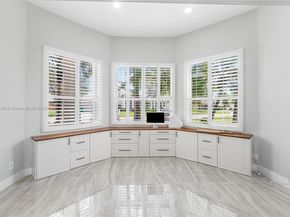 5646 NW 109th Ln, Coral Springs FL 33076