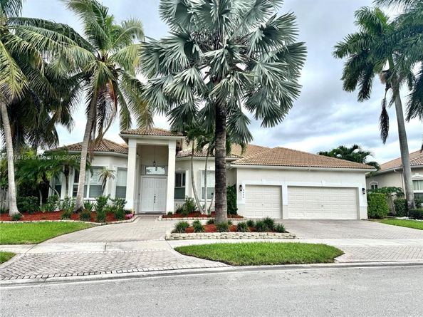 5646 NW 109th Ln, Coral Springs FL 33076