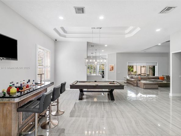 5646 NW 109th Ln, Coral Springs FL 33076