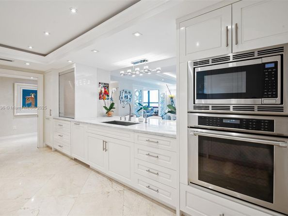 10205 Collins Ave 404, Bal Harbour FL 33154
