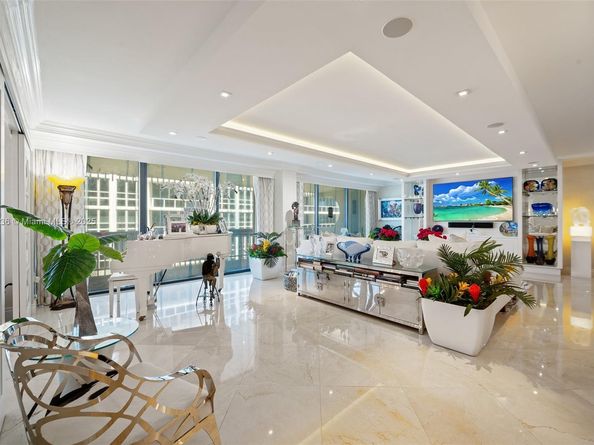 10205 Collins Ave 404, Bal Harbour FL 33154