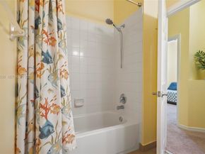 4870 Bonsai Cir 106, Palm Beach Gardens FL 33418