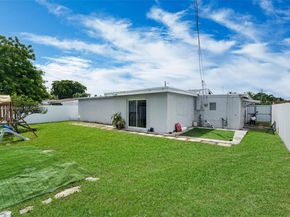 6971 SW 24th St, Miramar FL 33023