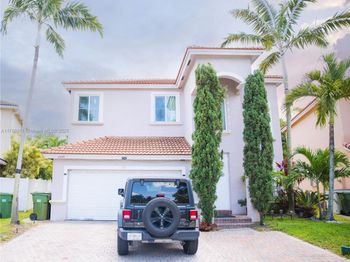 1735 NW 77th Ave