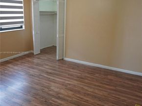 7140 NW 24th St, Sunrise FL 33313