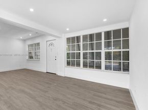 3050 NE 13th Ave, Pompano Beach FL 33064