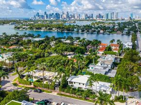 222 E Rivo Alto Dr, Miami Beach FL 33139