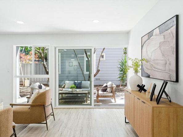 453 N Rengstorff Avenue 19, Mountain View CA 94043