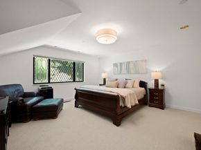 220 Robin Road, Hillsborough CA 94010