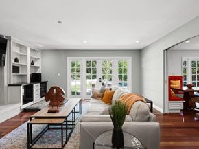 220 Robin Road, Hillsborough CA 94010