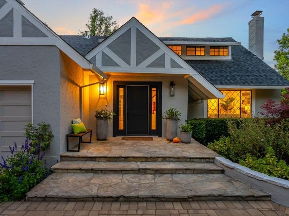 220 Robin Road, Hillsborough CA 94010