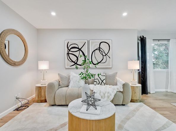 716 San Conrado Terrace 8, Sunnyvale CA 94085