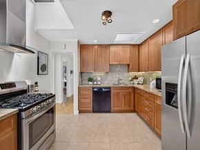 118 Wyandotte Avenue, Daly City CA 94014