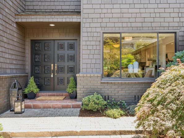 918 La Mesa Drive, Portola Valley CA 94028