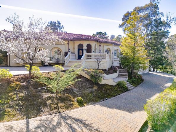1035 Macadamia Drive, Hillsborough CA 94010