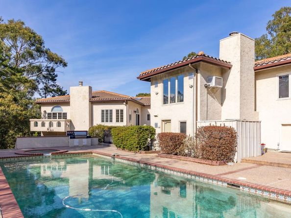 1035 Macadamia Drive, Hillsborough CA 94010