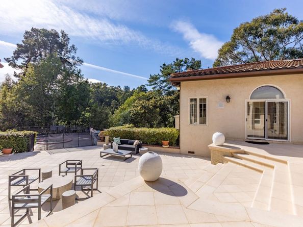 1035 Macadamia Drive, Hillsborough CA 94010
