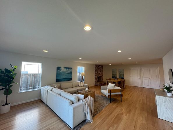 651 Spruce Street, Half Moon Bay CA 94019