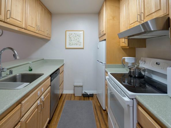 8227 Shelter Creek Lane, San Bruno CA 94066