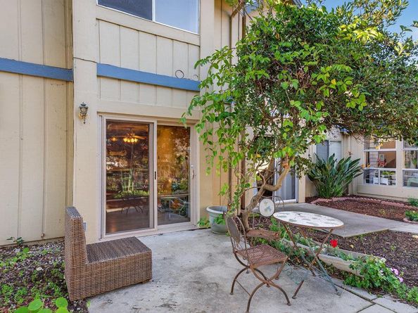 121 Vista Prieta, Santa Cruz CA 95062