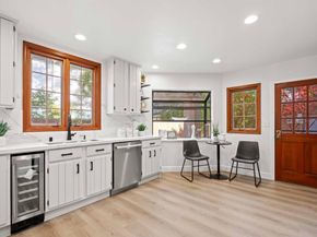 90 Walnut Avenue, Atherton CA 94027