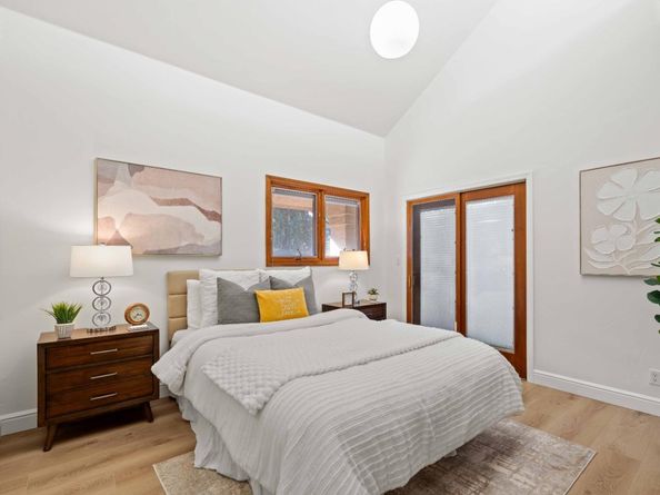 90 Walnut Avenue, Atherton CA 94027