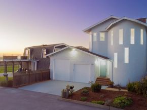 211 Washington Boulevard, Half Moon Bay CA 94019