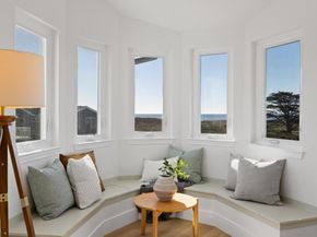 211 Washington Boulevard, Half Moon Bay CA 94019