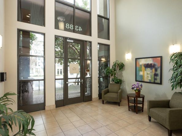 4388 El Camino Real 130, Los Altos CA 94022