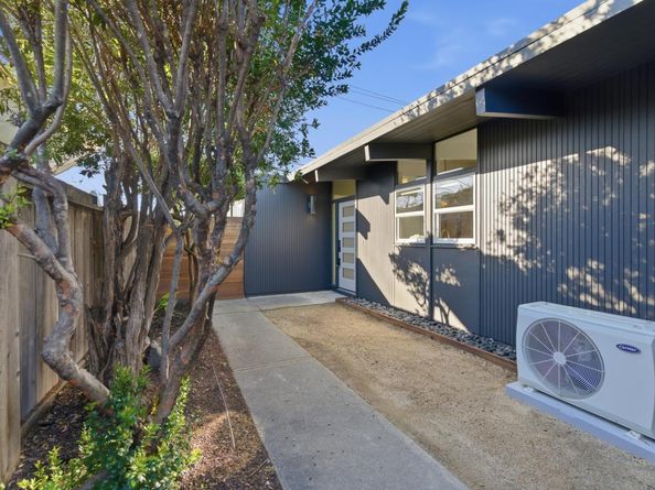 678 Connie Avenue, San Mateo CA 94402