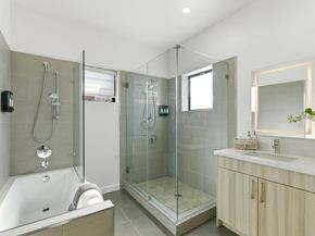 914 woodside, Redwood City CA 94061