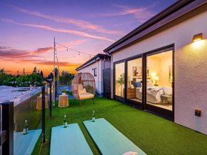 914 woodside, Redwood City CA 94061