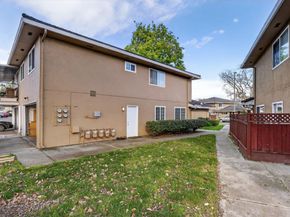 792 Warring 3, San Jose CA 95123