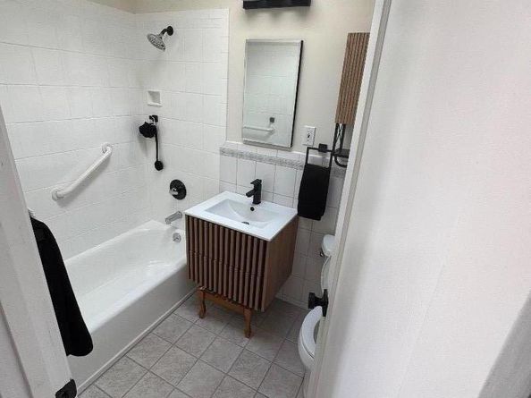 261 Wyandotte Avenue, Daly City CA 94014