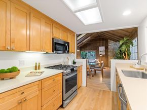 1019 Los Trancos Road, Portola Valley CA 94028
