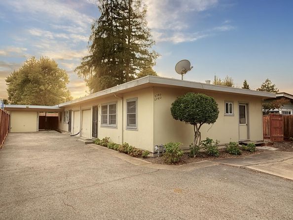 2760-2762 Byron Street, Palo Alto CA 94306