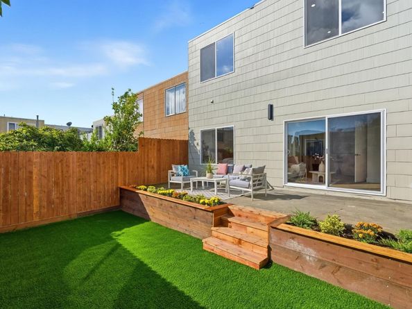 4243 Folsom Street, San Francisco CA 94110