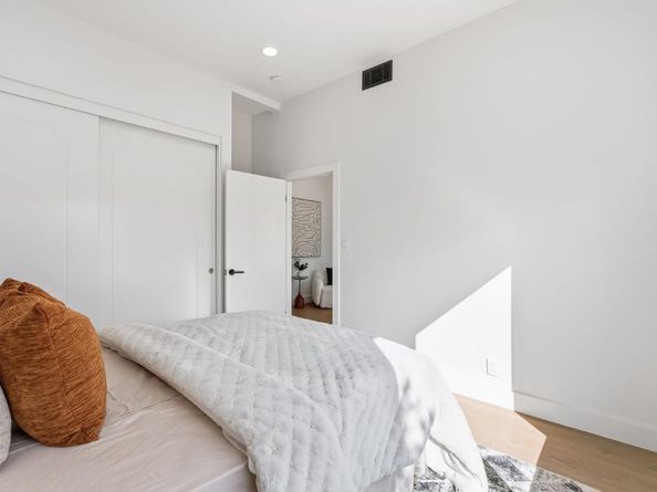 4243 Folsom Street, San Francisco CA 94110