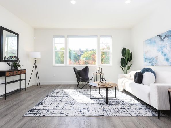 733 E Evelyn Avenue, Sunnyvale CA 94086