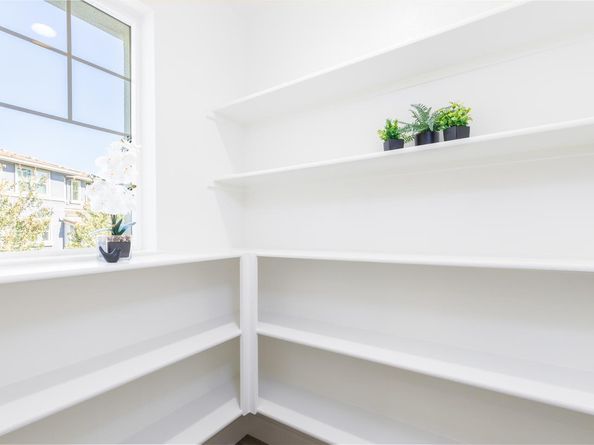 733 E Evelyn Avenue, Sunnyvale CA 94086