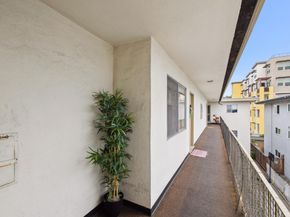 Lorton, Burlingame CA 94010