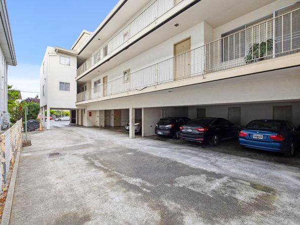 Lorton, Burlingame CA 94010